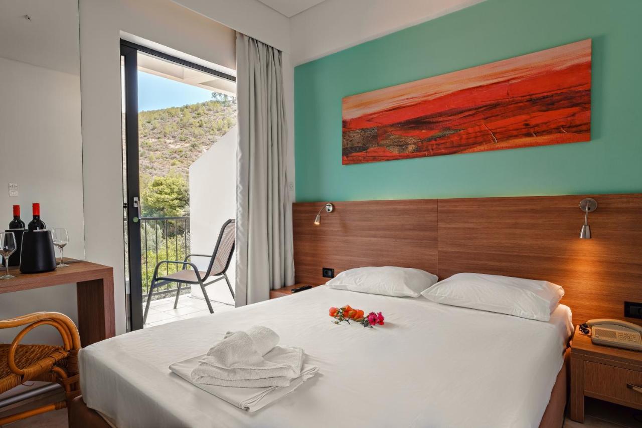Hotel Pavlou Poros Town Bagian luar foto