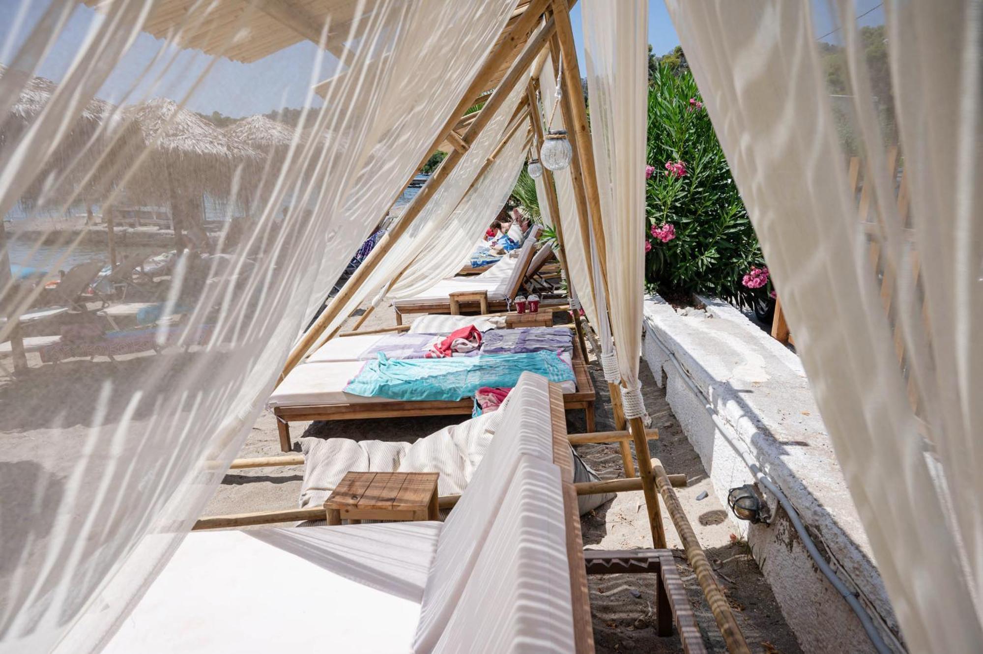 Hotel Pavlou Poros Town Bagian luar foto