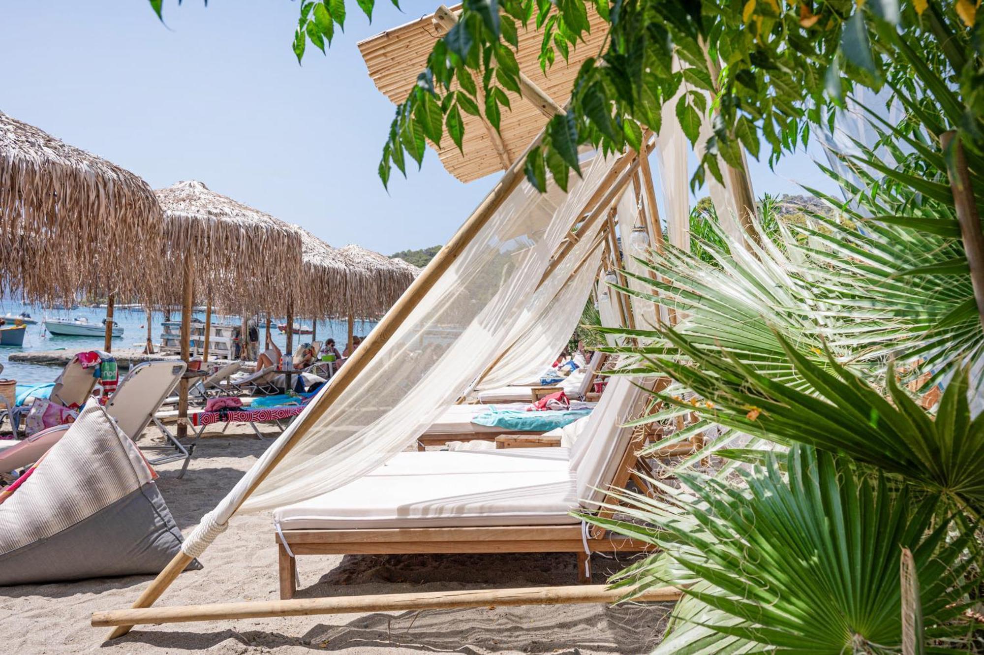 Hotel Pavlou Poros Town Bagian luar foto
